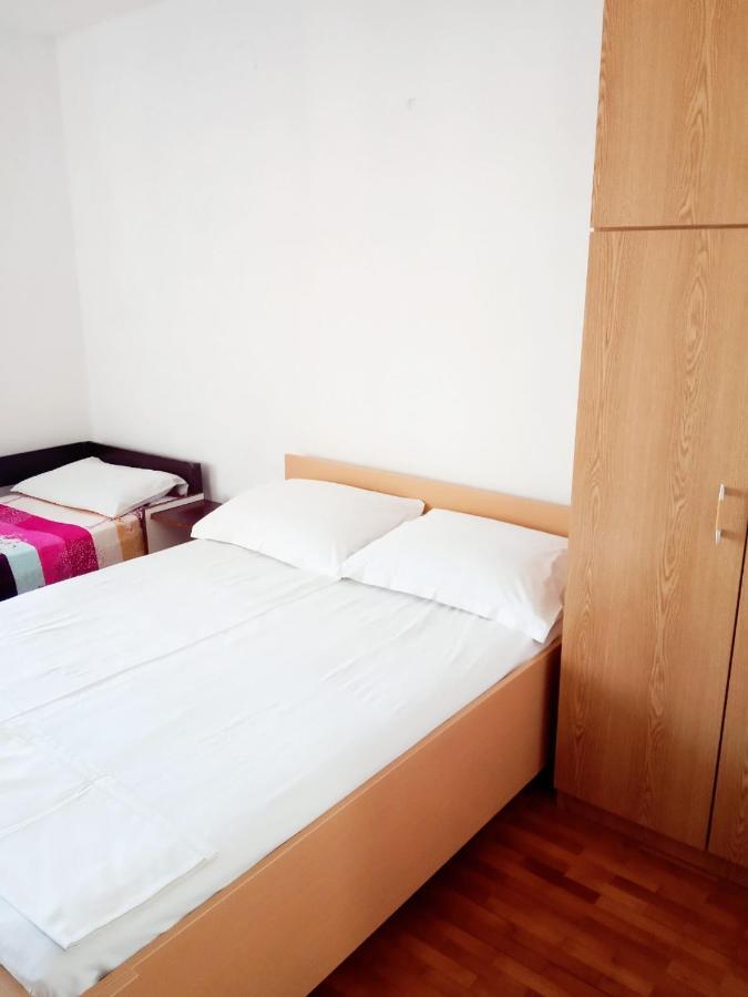 Vila Umicevic Hotel Bijela Buitenkant foto
