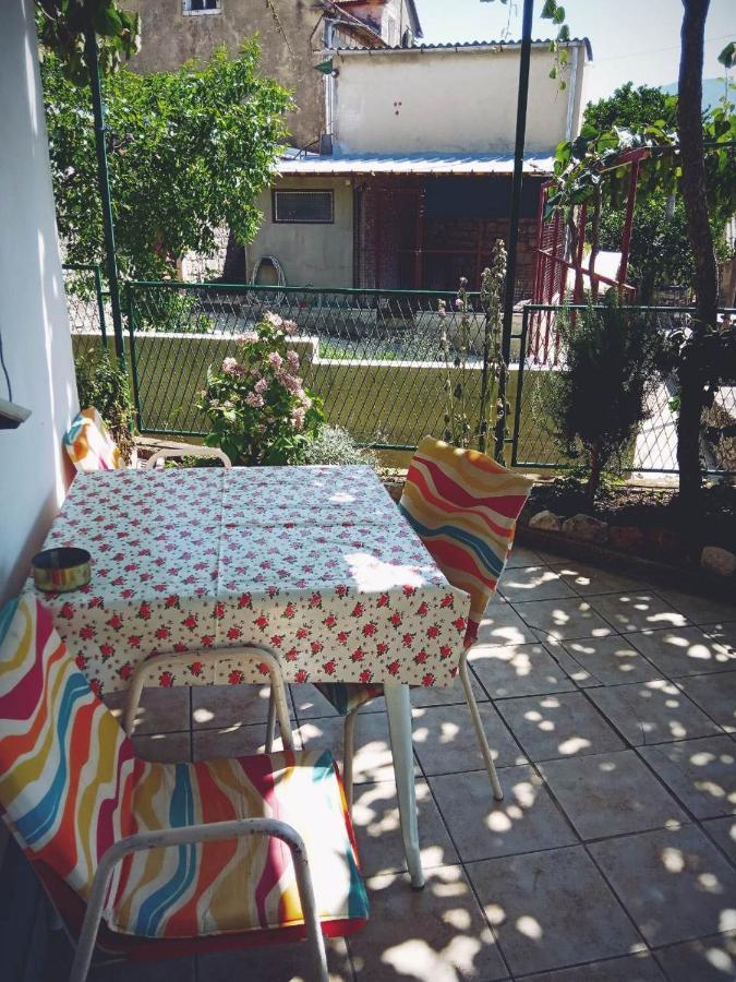 Vila Umicevic Hotel Bijela Buitenkant foto