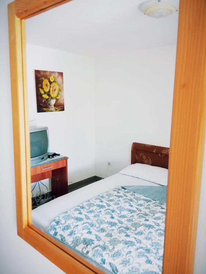 Vila Umicevic Hotel Bijela Buitenkant foto